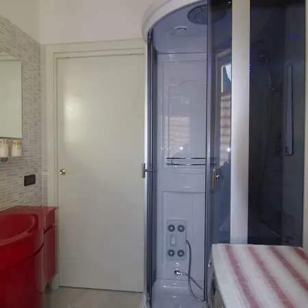 Delbarbahomes, Brusson. Centrale, Moderno. Sauna *